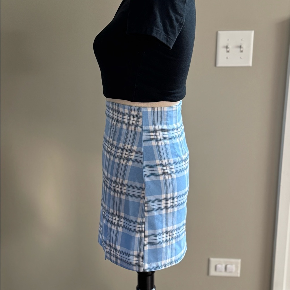 Brandy Melville Blue and White Plaid Mini Skirt - Picture 6 of 15